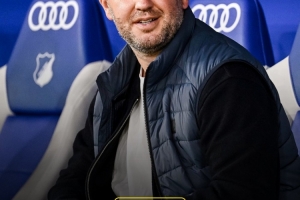 狼堡挖角未成功，霍芬海姆官方：施奇克繼續(xù)擔(dān)任體育總經(jīng)理