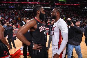 追夢(mèng)：韋德>哈登 前者第三年就是FMVP 后者不打控衛(wèi)沒(méi)這么輝煌