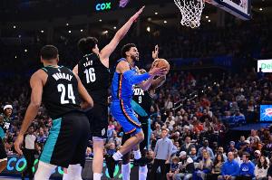 ??出場時(shí)間&出手?jǐn)?shù)&三分均創(chuàng)新高！楊瀚森貢獻(xiàn)8分4板3助1斷1帽