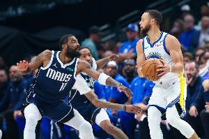 球鞋博主：安踏也寄了球鞋給庫里團(tuán)隊(duì) 其中包括歐文的簽名鞋