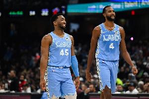 勢頭不對！米切爾三分&莫布里連續(xù)扣籃 騎士一波7-0打?？齑? >
                                        </div>
                                    </div>
                                                                        <div   id=