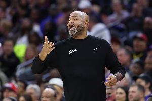 比克斯塔夫談12人輪換：不總是一帆風(fēng)順 但機會是球員自己掙來的