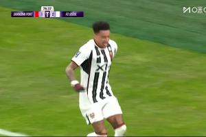 防線門戶大開！林加德雙響本場2射1傳，海港主場1-3落后