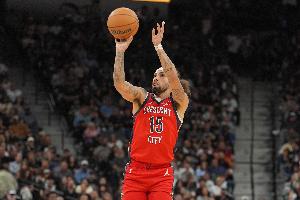 最喜歡哪位替補(bǔ)隊友的貢獻(xiàn)？墨菲：絕對是老六 他有很多助攻