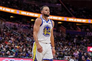 血脈壓制！庫(kù)里生涯對(duì)陣馬爾卡寧戰(zhàn)績(jī)來(lái)到11勝0負(fù)