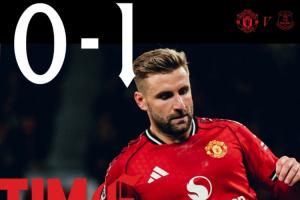 擁擠加??！曼聯(lián)主場(chǎng)告負(fù)后4隊(duì)同積18分+3隊(duì)同積19分，中游7隊(duì)抱團(tuán)