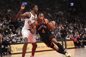 邦納：斯科蒂·巴恩斯和埃文·莫布里是宿敵 他們同屆同位置