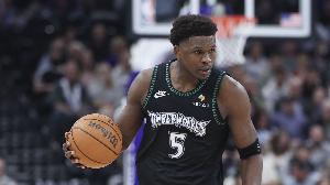 解說：說不定這場(chǎng)會(huì)讓森林狼下決心交易 除華子外要有更好持球人