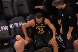 尾椎骨嗎？庫里暫停期間坐下突然彈起&一瘸一拐走開 表情非常痛苦