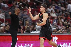 生涯新高熱度拉滿！“謝潑德 31分”詞條沖上微博熱搜榜第二位