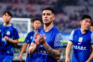 足球報：申花把握機會能力糟糕，外援表現(xiàn)好似整個賽季縮影