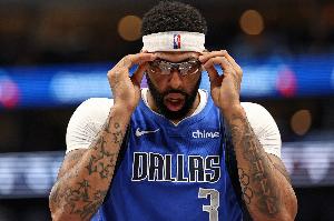 基德：濃眉今天參加了訓練 將視情況在對陣湖人/快船的比賽中復出