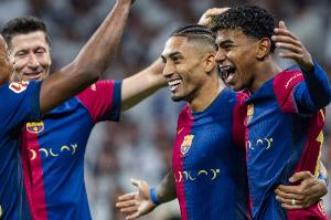 世體：萊萬(wàn)、拉菲尼亞和亞馬爾組成的三叉戟在數(shù)月后有望再度回歸