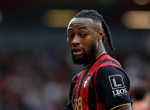 解約金6500萬(wàn)鎊！英媒：利物浦面臨簽塞梅尼奧抉擇，曼城虎視眈眈