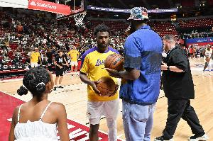 詹姆斯：我會和布朗尼分享經驗 但我希望他經歷磨難&走自己的路