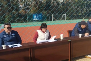 鹽城足球隊(duì)球員選拔測試活動(dòng)開啟，水慶霞等專家現(xiàn)場考核