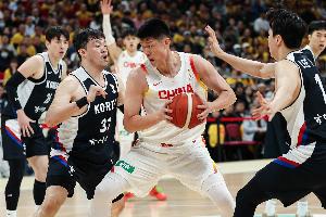 體壇周報(bào)：又一次，中國(guó)男籃迷失在了五棵松