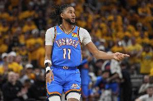 拆彈專(zhuān)家！以賽亞·喬底角接鍋命中壓哨三分球