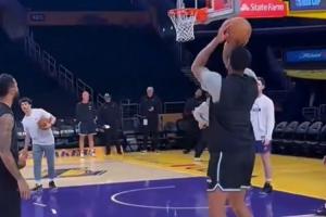 太久沒回洛杉磯生疏了？濃眉賽前熱身手感糟糕 連丟6記中投！