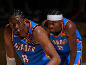 ??這誰(shuí)頂?shù)米“。±做〗M第一晉級(jí)淘汰賽 四戰(zhàn)凈勝75分！