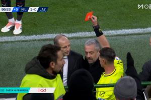 VAR介入補(bǔ)時點球！阿萊格里暴怒質(zhì)疑裁判，被直紅罰下