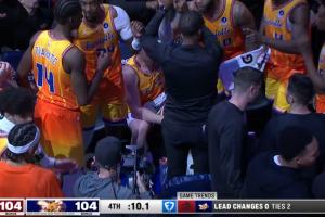 ??這TM新秀？克尼佩爾繞掩護 斷節(jié)奏絕平三分轟進 拖入加時！