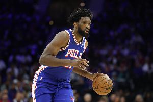 已缺陣9場(chǎng)！納斯：恩比德明天有望出戰(zhàn) 但可能性多高我說(shuō)不準(zhǔn)