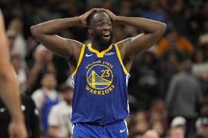 手感冰冷！追夢(mèng)半場(chǎng)4投0中&三分3中0 得到0分6板1助