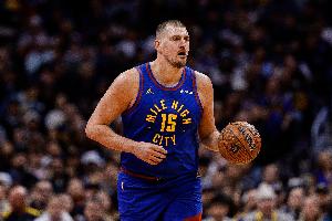 予取予求！約基奇半場5中5超高效砍下18分5板4助