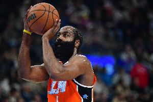 乘風(fēng)破浪！哈登三分穿針 連投帶罰獨(dú)得10分帶隊(duì)轟10-0打停獨(dú)行俠