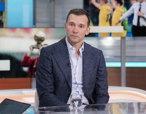 甫琴科：萊奧可以踢中鋒，但在這個位置上還有很大提升空間