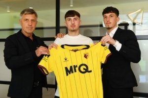 郵報：水晶宮和富勒姆正在關(guān)注沃特福德20歲新星羅科·瓦塔