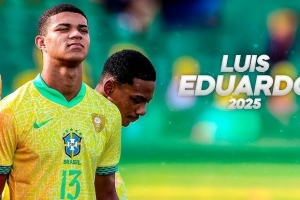 解約金6000萬(wàn)！阿斯：曼聯(lián)和切爾西正競(jìng)爭(zhēng)17歲巴西中衛(wèi)愛德華多