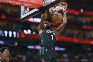 輕輕松松！杜蘭特半場11中7&三分4中3高效砍下17分5板3斷