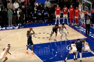 真給機(jī)會！罰球命中率88.3%的馬克西關(guān)鍵兩罰全偏出！