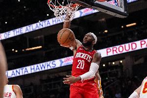 上來就進(jìn)！杜蘭特借掩護(hù)突破外傳 奧科吉底角三分穩(wěn)穩(wěn)命中！