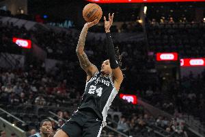 外線不準！馬刺半場三分球20中5 森林狼則投出14中7