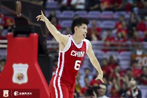 替下胡明軒！男籃今晚首發(fā)：高詩(shī)巖程帥澎朱俊龍小曾周琦 ???