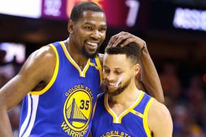 ??B/R稱庫里是二當家？勇士球迷怒噴！KD親自下場評論區(qū)嘲諷