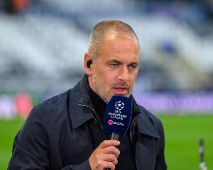 喬·科爾：曼聯(lián)有B費(fèi)傳球和馬奎爾等人搶點(diǎn)，不需要什么高深戰(zhàn)術(shù)