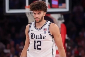 布澤爾當(dāng)不了狀元，是因?yàn)闆](méi)缺點(diǎn)？