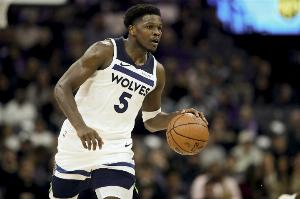 打得可以！愛德華茲18中13轟32分3板6助 7失誤略多