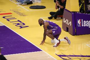 快19年了！上次詹姆斯得分不上雙：KD還沒進(jìn)NBA 弗拉格僅15天大