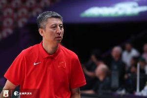 開會(huì)2小時(shí)！媒體人：郭士強(qiáng)要球員在受辱的地方待久點(diǎn) 永遠(yuǎn)不忘記