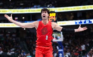 回去多練！開(kāi)拓者全隊(duì)罰球32中21&命中率65.6% 猛龍66.7%半斤八兩