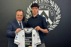 烏迪內(nèi)斯17歲后衛(wèi)：烏龍球是運(yùn)氣不佳，但犯規(guī)送點(diǎn)球時(shí)我有些幼稚