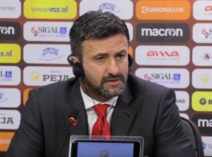 帕努奇：戴維在禁區(qū)內(nèi)可能有不錯(cuò)表現(xiàn) DV9受傷是他和奧蓬達(dá)的機(jī)會(huì)