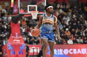 黑根斯6分3板11助2斷！潘江：防守積極性&籃板&串聯(lián)是我們需要的