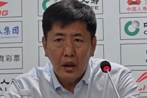 丁偉：特別感謝吳前能夠做到以老帶新 帶領(lǐng)全隊(duì)前進(jìn)