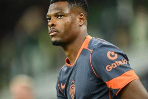 意媒：鄧弗里斯將缺席對(duì)陣科莫和利物浦，更可能在意超杯復(fù)出